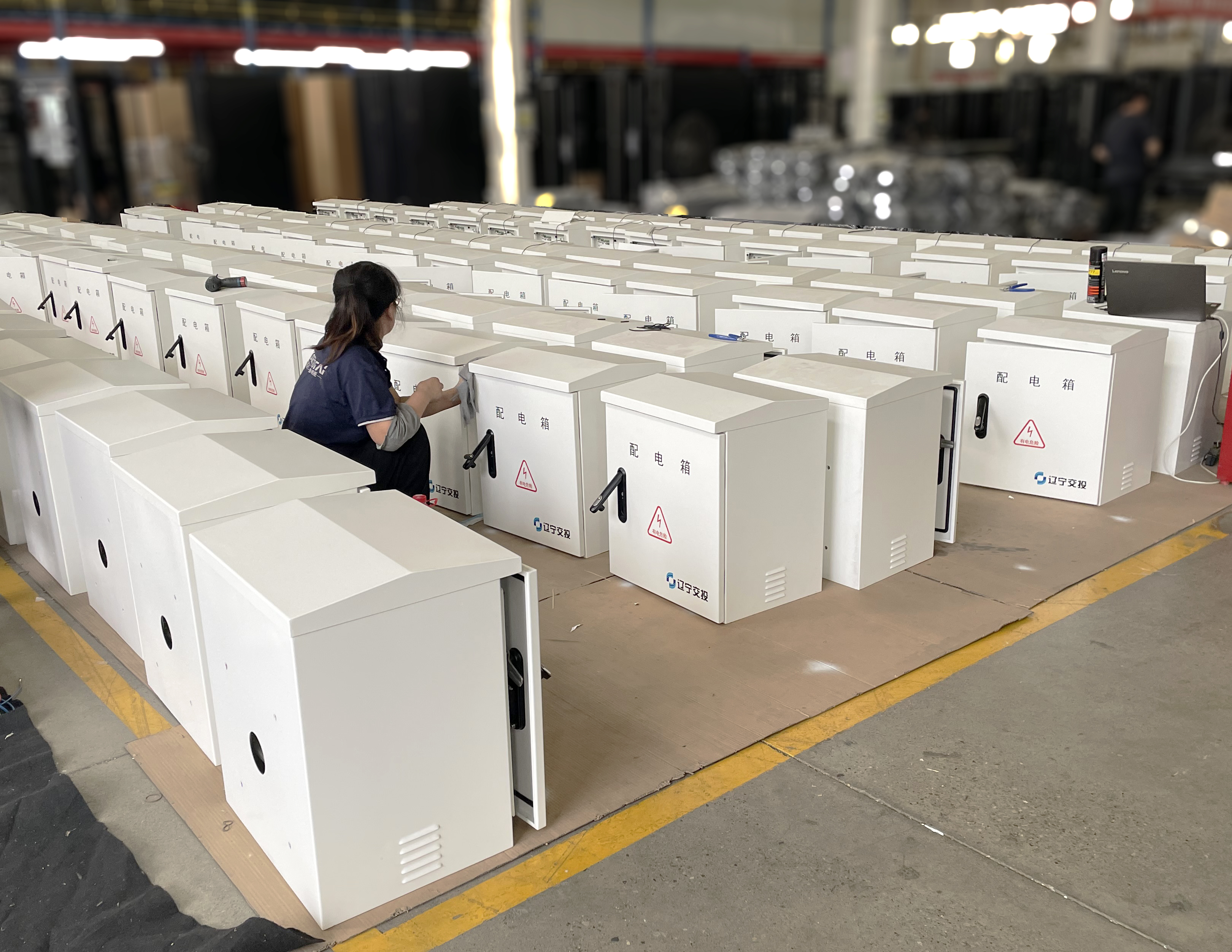 智能監(jiān)控箱解決方案—大大提高視頻監(jiān)控系統(tǒng)的運(yùn)維效率和管理水平